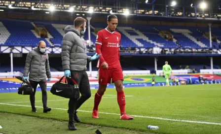 Liverpool: Virgil Van Dijk, operado con éxito del ligamento cruzado