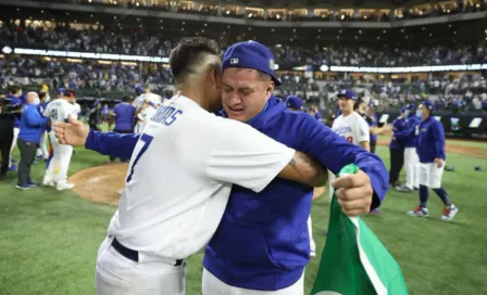 Urias a González al ganar Serie Mundial: 'Lo logramos, somos campeones, siéntete orgulloso'