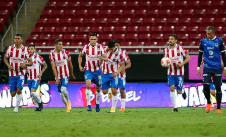 Chivas: Golazo de Alexis Vega levanta polémica por previo fuera de juego