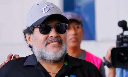 Médico de Maradona: 'Está cada día mejor, es increíble su recuperación'