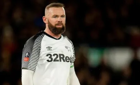 Wayne Rooney será DT y jugador del Derby County tras la salida de Philipp Cocu