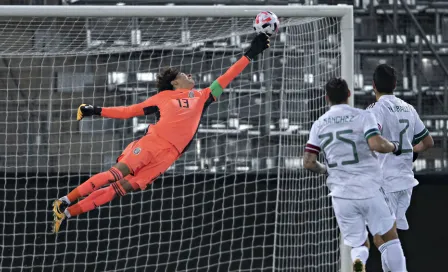 Tata Martino sobre titularidad de Memo Ochoa: 'Tiene que seguir compitiendo'