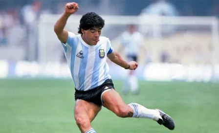 Maradona: Presidente de Argentina decretó 3 días de luto por la muerte del astro