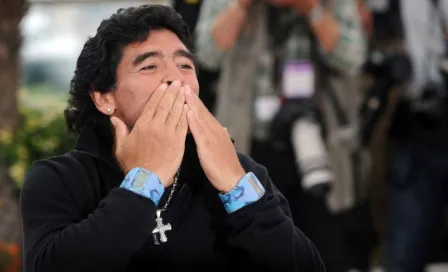 Maradona: Villas-Boas pide que se retire el '10' en honor al Pelusa