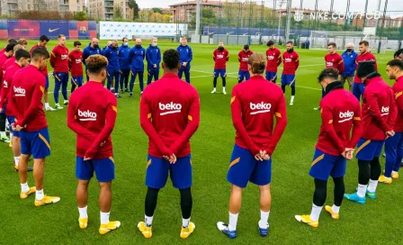 Maradona: Barcelona guardó minuto de silencio en el entrenamiento por el Pelusa 