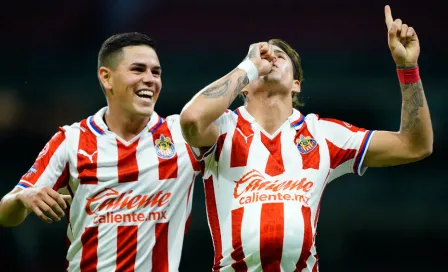 Chivas: Derrotó al América con doblete de Chicote Calderón y selló su pase a la Semifinal