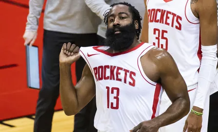 James Harden, multado con 50 mil dólares por incumplir el protocolo contra el Covid-19