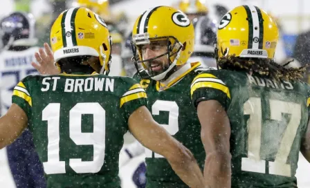 Packers se enfila al liderato de la NFC con humillante paliza a Titans