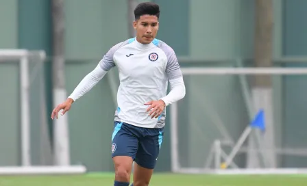 Cruz Azul: Pol Fernández reportará este lunes en La Noria con su futuro en el aire