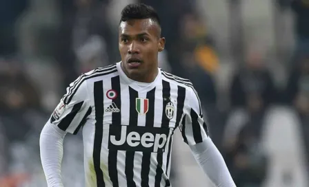 Juventus: Alex Sandro dio positivo por Coronavirus