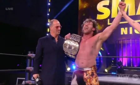 New Year's Smash: Kenny Omega retuvo el campeonato mundial de AEW ante Rey Fénix