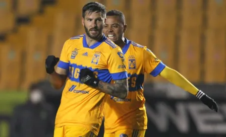 André-Pierre Gignac no se contuvo y respondió comentario del Puebla en redes sociales