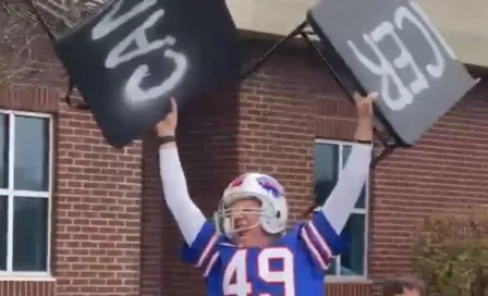 Video: Aficionado de Buffalo celebró al estilo 'Bills Mafia' haber superado el cáncer