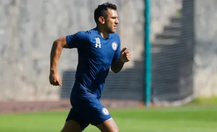 Cruz Azul: Pol Fernández y Montoya no jugarán contra Gallos por visa de trabajo