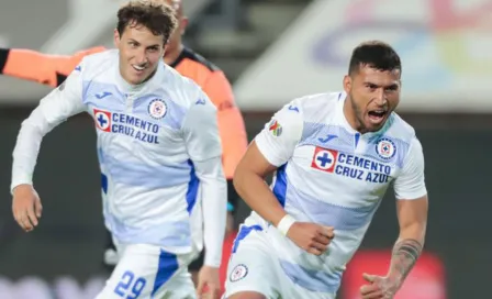 Cruz Azul: Seguidores de La Máquina respaldan a Reynoso; prefieren triunfos a juego vistoso