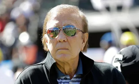 Tom Flores, primer coach latino en ingresar al Salón de la Fama