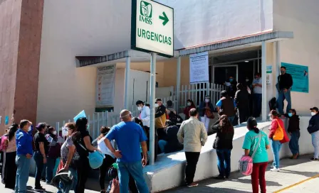 Coronavirus: A un año del inicio de la pandemia, IMSS logró 'cero rechazos' a pacientes