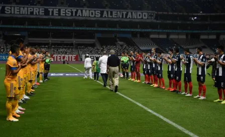 Rayados dejó la rivalidad en la cancha y felicitó a Tigres por su 61 aniversario