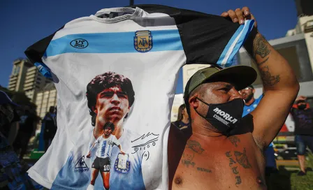 Maradona: Fanáticos del Pelusa marcharon para pedir justicia por su muerte