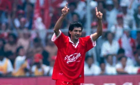 Saturnino Cardozo presentó su nuevo libro: ‘Cardozo, Príncipe del Gol’