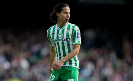 Lainez y Guardado: Convocados con Betis para el derbi sevillano