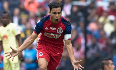 Clásico Nacional: Omar Bravo 'trolleó' al América a través de sus redes sociales