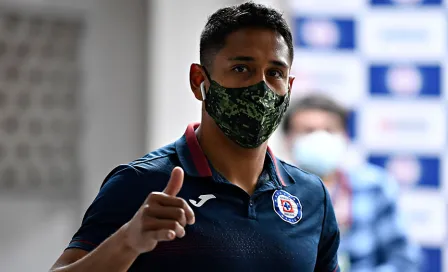 Luis Romo a afición de Cruz Azul: 'No se ilusionen, mejor disfruten partido a partido'