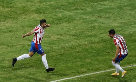 Chivas: Alexis Vega y Uriel Antuna no regresaron con el Rebaño de Mazatlán