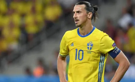 Zlatan rompió en llanto en conferencia de prensa en su regreso a la selección de Suecia