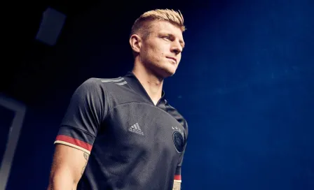 Alemania: Presentó su nueva playera de visitante rumbo a Qatar 2022