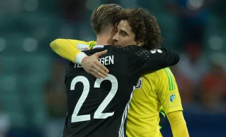 Ochoa invita a Ter Stegen a México: 'Riviera Maya, Acapulco o un asado en mi casa'