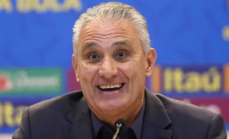 Tite recibió primera dosis de la vacuna contra el Covid-19