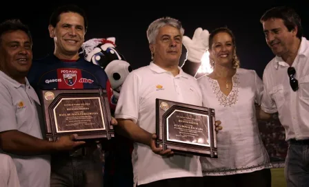 Juan Dosal: Televisa homenajeó al exfutbolista por sus 50 años como comentarista