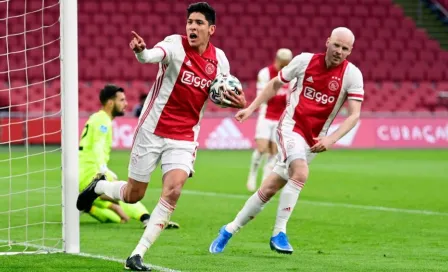 Edson Álvarez: Recibió cánticos por parte de la afición del Ajax