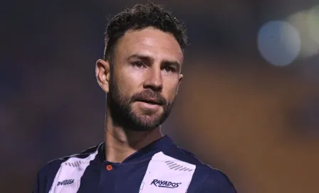 Video: Miguel Layún es animado por sus hijos tras derrota ante Tigres