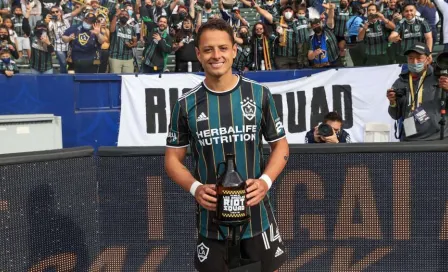 Chicharito Hernández: Galaxy festejó 'hat-trick' del mexicano con corrido