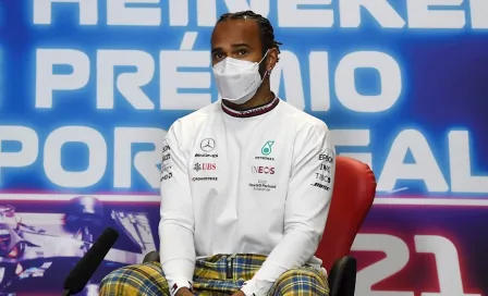 Lewis Hamilton: 'Quiero quedarme en Mercedes para el próximo año'