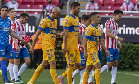 Tigres: Sólo con seis suplentes en juego ante Chivas