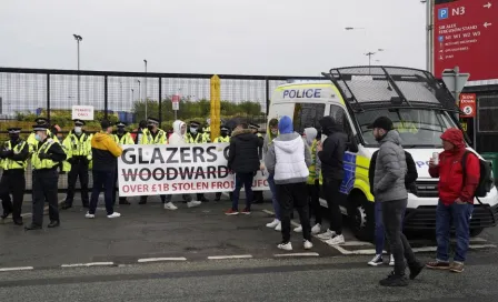 Manchester United: Policía arrestó a una persona por protestas en el Old Trafford