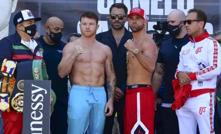 Canelo Álvarez y Billy Joe Saunders superaron el pesaje y se declaran listos para la pelea