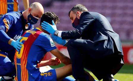 Barcelona: Busquets, trasladado al hospital tras recibir un golpe en la cabeza