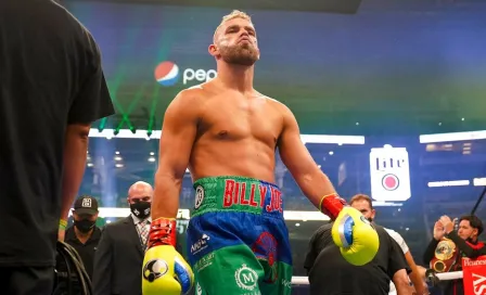 Billy Joe Saunders, operado con éxito y promete volver tras derrota vs Canelo