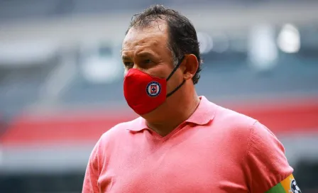 Cruz Azul: Reynoso ya terminó con sequías de 78 y 34 años en clubes peruanos