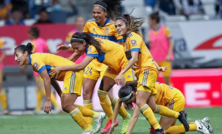 Clásico Regio Femenil: Tigres rescató agónico empate ante Rayadas en la Semifinal de Ida