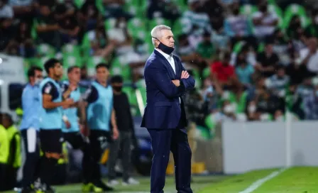 Aguirre tras derrota vs Santos: 'De repente se tiraron a fingir una lesión, pero se vale'