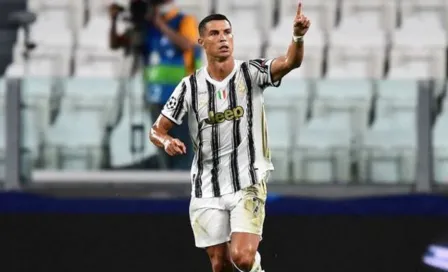 Cristiano: CR7, en presentación de nuevo uniforme de la Juventus pese a futuro incierto