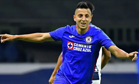 Cruz Azul: Piojo Alvarado volvió a las prácticas de La Máquina tras pérdida de su bebé