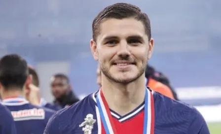 Icardi desmintió su salida del PSG: 'Mi presente y mi futuro está en París'