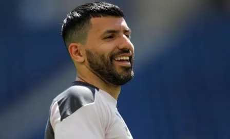 Barcelona: Kun Agüero ya viajó a España para firmar contrato con el club catalán