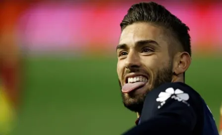 Yannick Carrasco: Interrumpió entrevista de Hazard y le recordó campeonato del Atleti